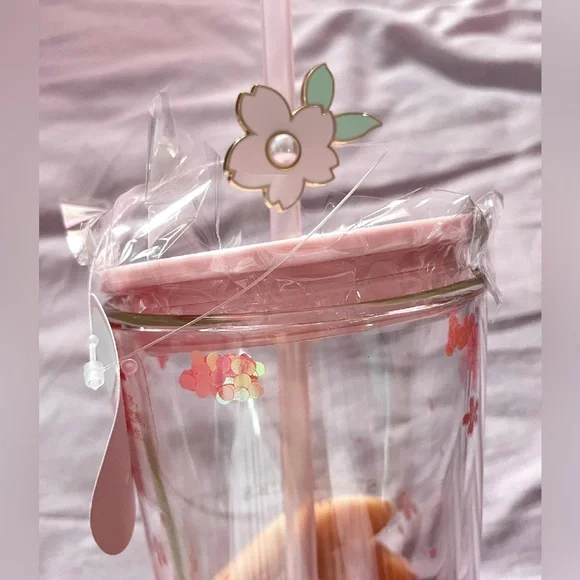 New 2022 Starbucks China Cherry Blossom Tumbler Pink Sakura 20OZ Glass Straw Cup